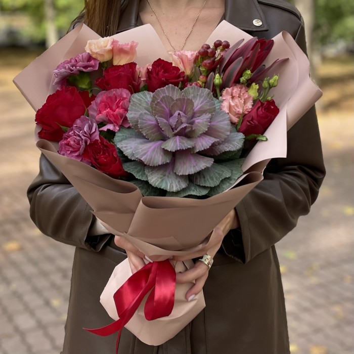 Букет Вечер в Париже с брассикой