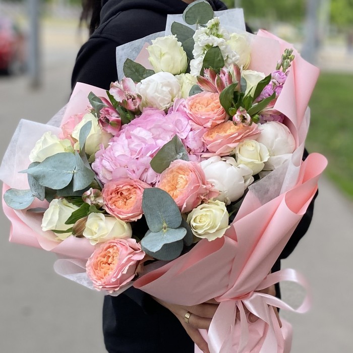 Букет Воздушный зефир с гортензией