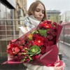 Букет Яркое начало с розами и герберами