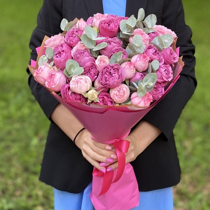 Дуэт кустовых пионовидных роз Пинк Блоссом и Мисти Баблс