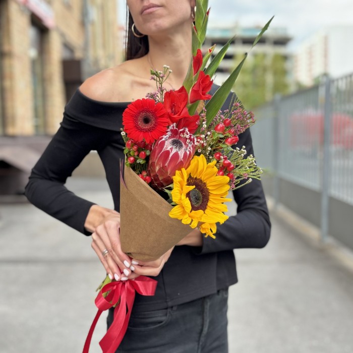 Букет Как я провёл лето с подсолнухом и гладиолусом