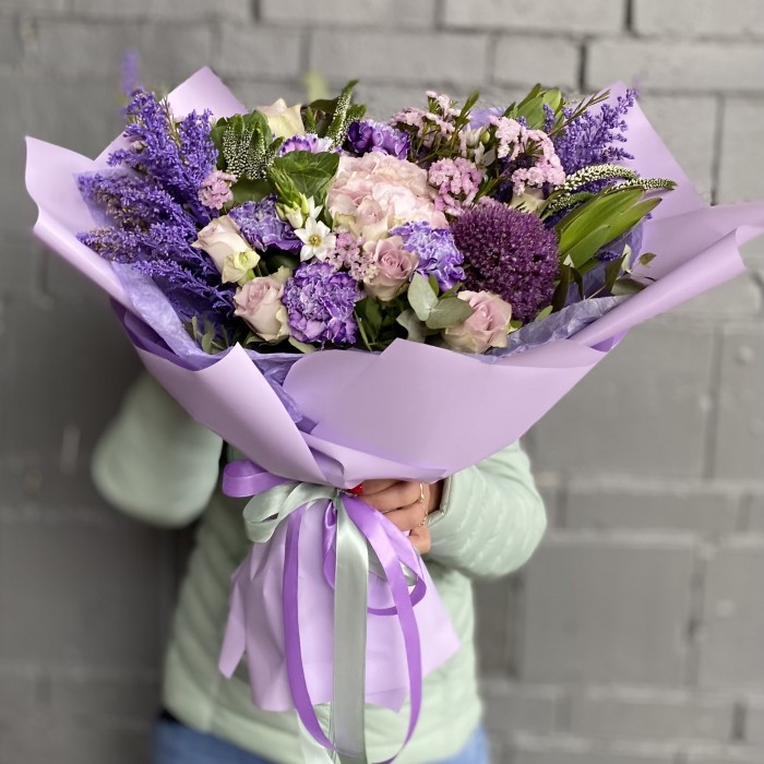 Букет с розовой гортензией Магический сад