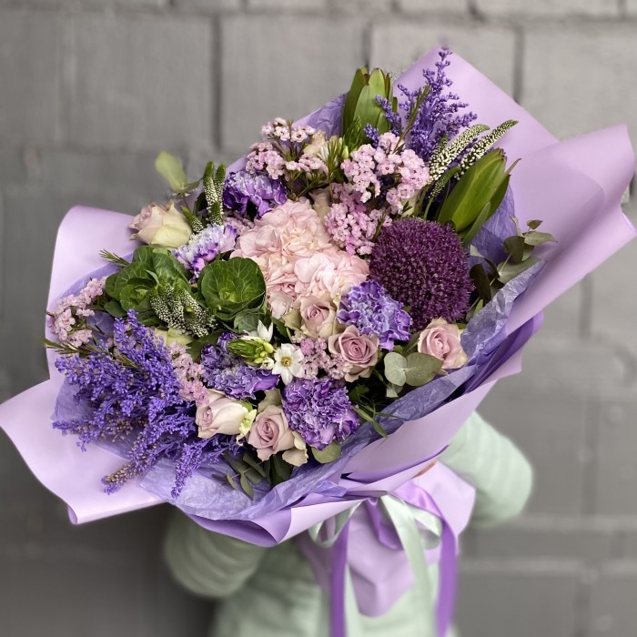 Букет с розовой гортензией Магический сад