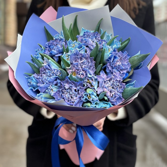 Букет с тюльпанами и диантусами Морской закат