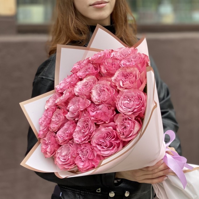 25 пионовидных роз Кантри блюз 50 см