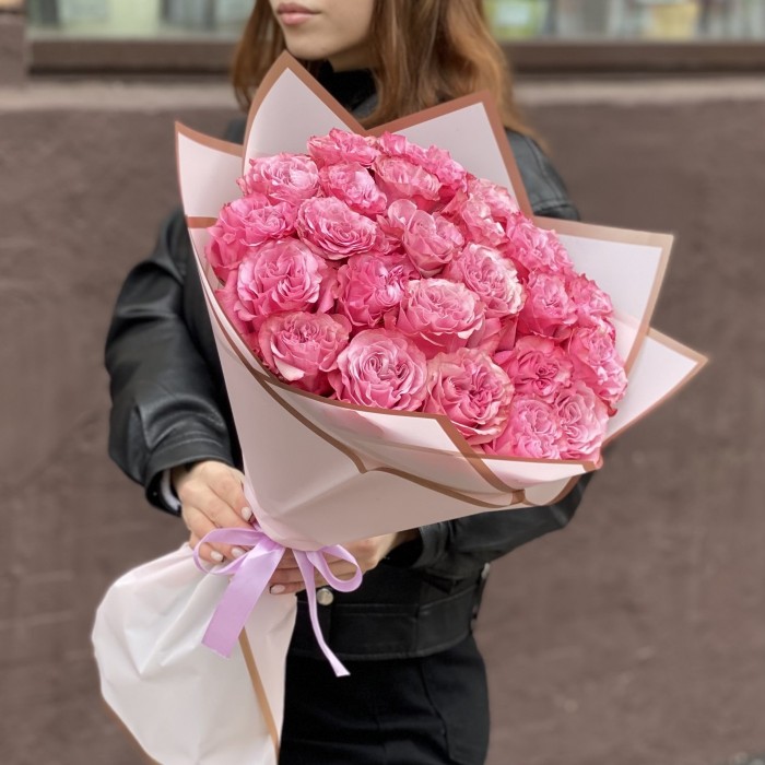 25 пионовидных роз Кантри блюз 50 см