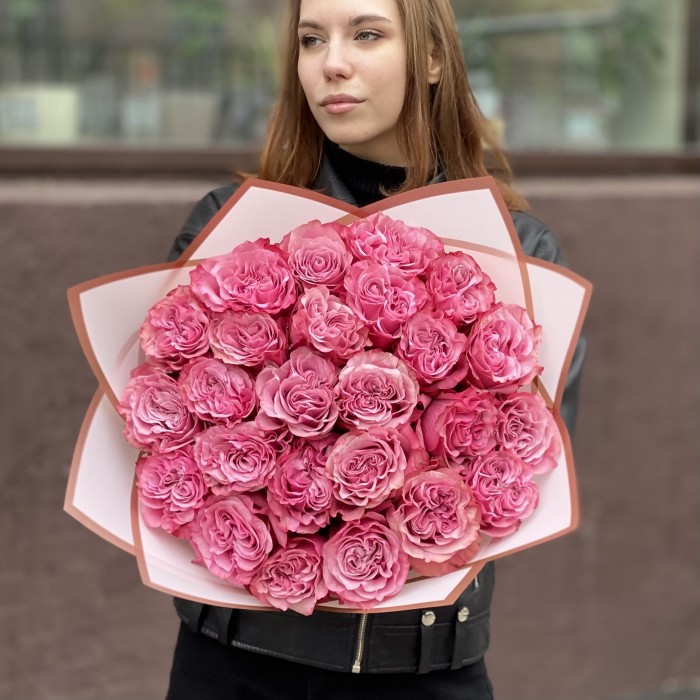 25 пионовидных роз Кантри блюз 50 см