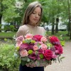 Композиция Фламенко с каллами и розами