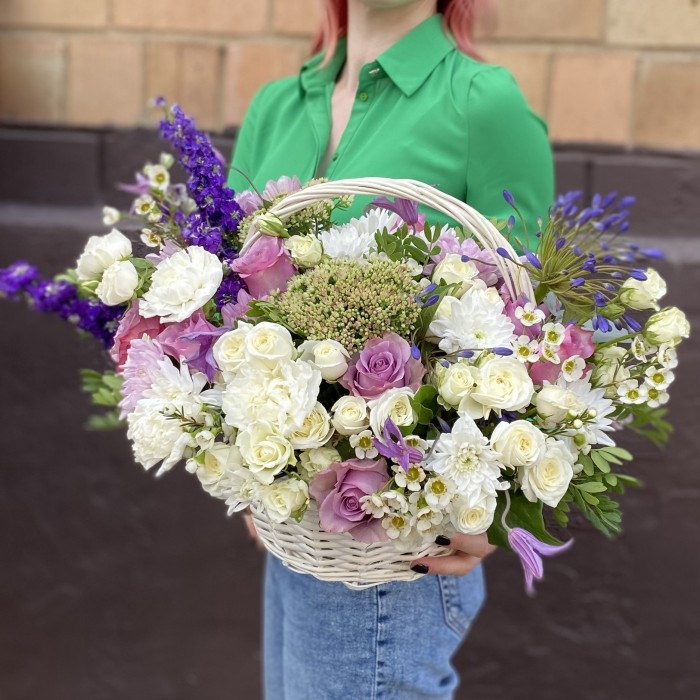 Композиция Лиловый туман с розами