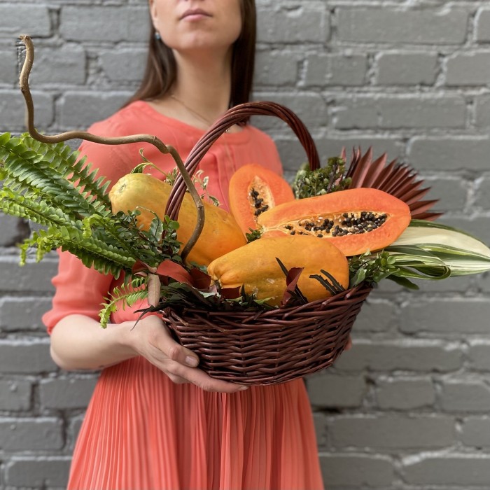Подарочная корзина с папайей Экзотика