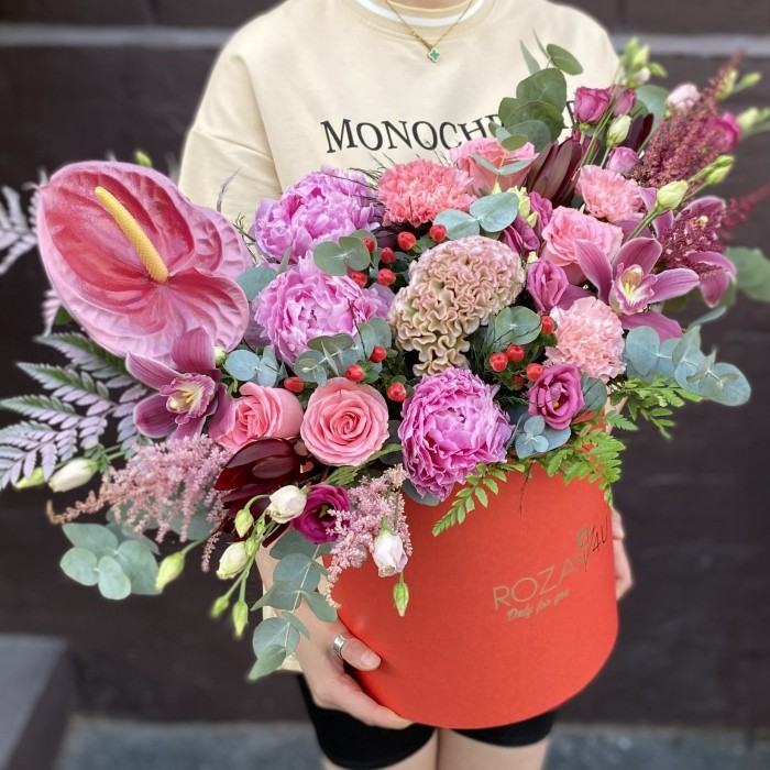 Композиция с антуриумом Эмоции любви