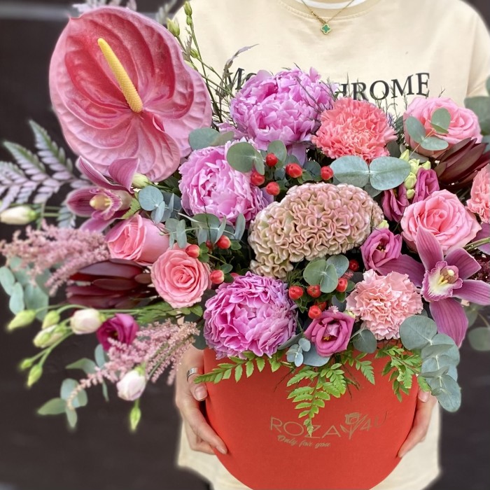 Композиция с антуриумом Эмоции любви