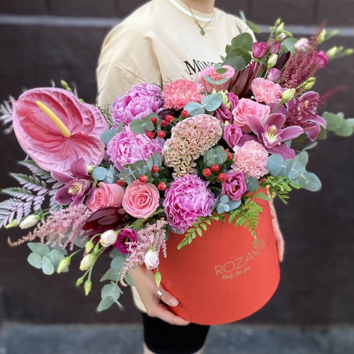 Композиция с антуриумом Эмоции любви