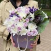 Композиция с хризантемой и розами Лиловая нежность