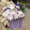 Композиция с хризантемой и розами Лиловая нежность