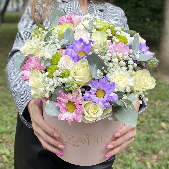 Композиция с хризантемой и розами Цветочная мозаика