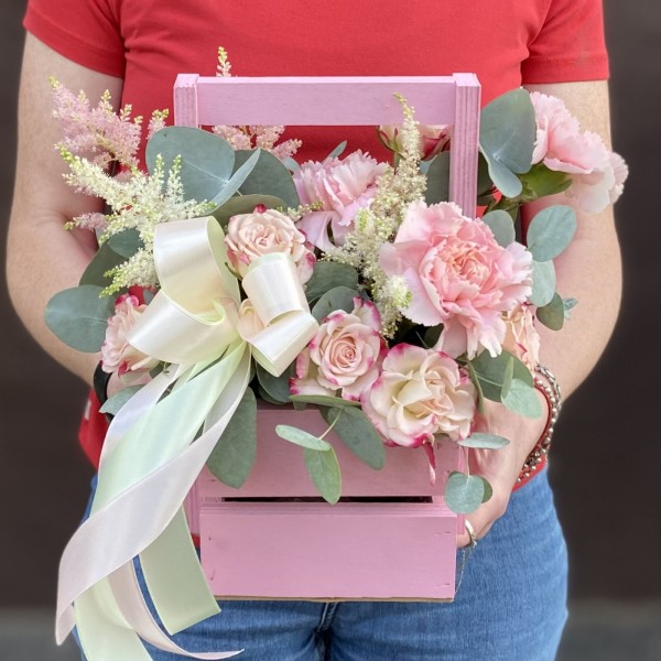 Композиция Нежное прикосновение с кустовыми розами