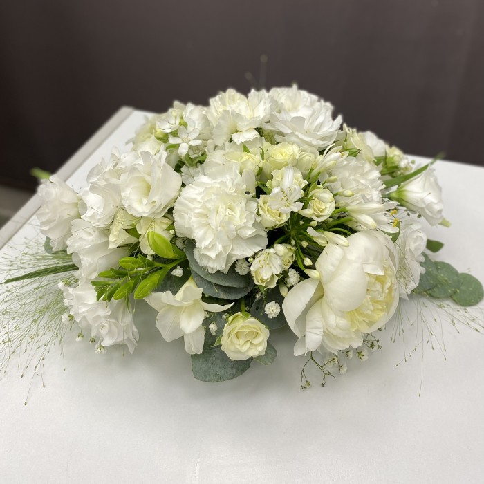 Белая свадебная настольная композиция