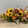 Настольная композиция с подсолнухами