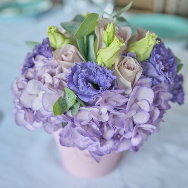 Настольная композиция сиреневая