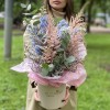 Композиция с астильбой