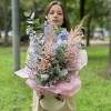 Композиция с астильбой