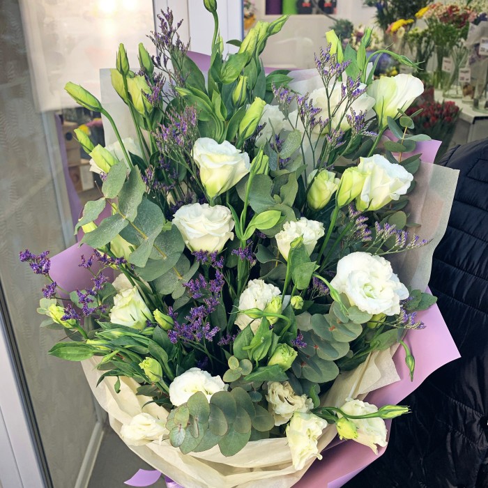 Букет с эустомой Алена