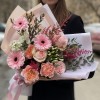 Авторский букет Клубничное безе