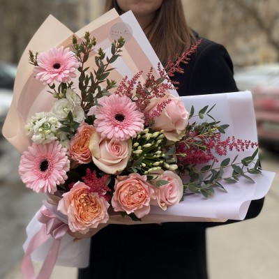 Авторский букет Клубничное безе