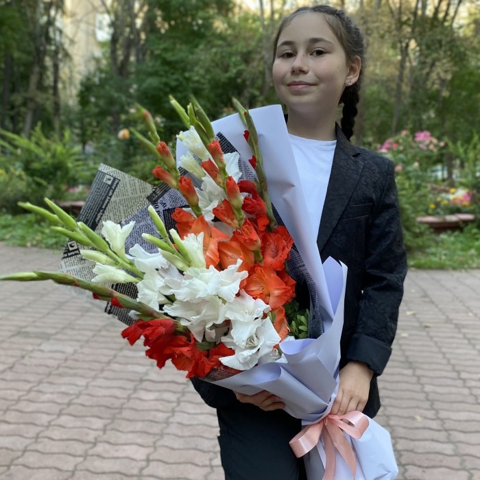 7 гладиолусов Яркий микс