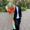 7 коралловых гладиолусов