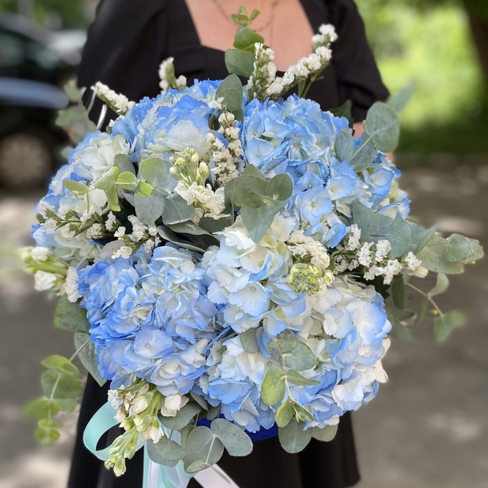 Композиция Гармония с гортензией