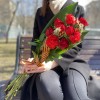 Универсальный букет роз и гвоздик