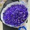 Букет из сиреневых ирисов