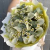 19 белых калл с ромашками