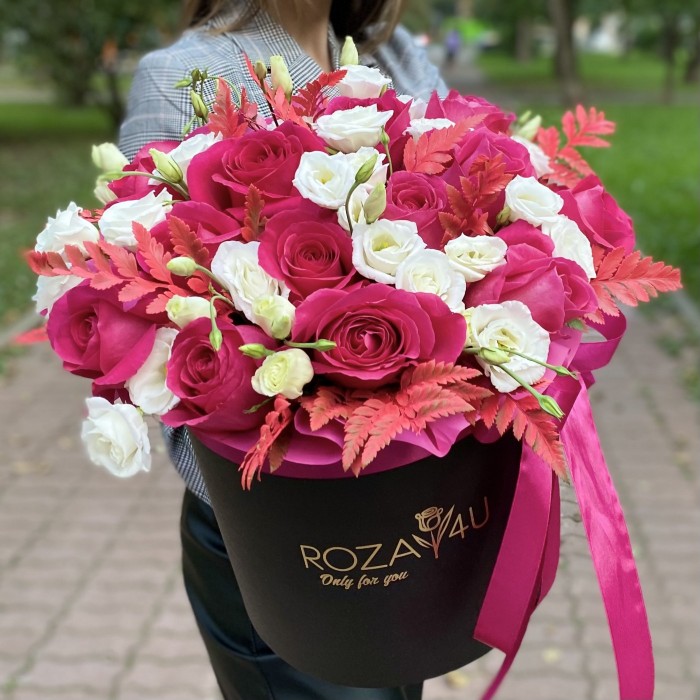 Композиция с розами Клеопатра