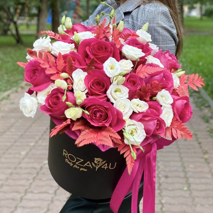 Композиция с розами Клеопатра