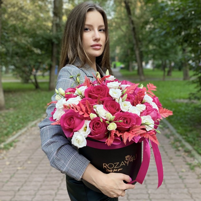 Композиция с розами Клеопатра