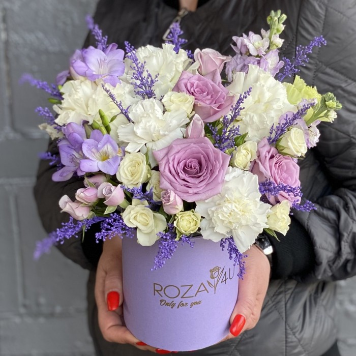 Композиция с розами  Утро в Венеции