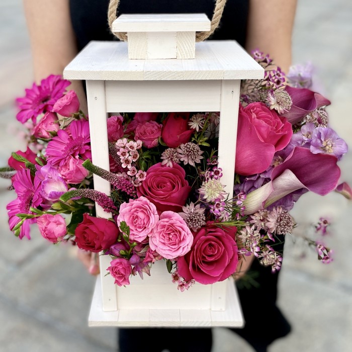 Композиция в фонаре Малиновый сорбет