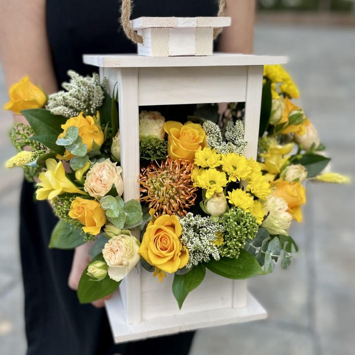 Композиция в фонаре Лимонная меренга