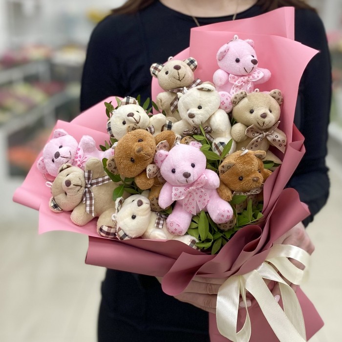 Букет из игрушечных мишек