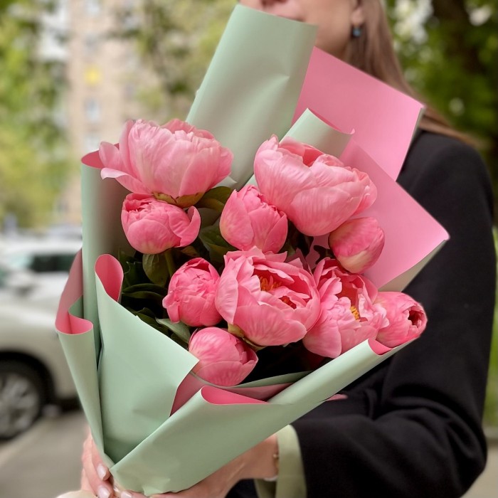 Букет из 11 пионов Салмон