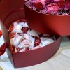 Цветы в коробке на 14 февраля
