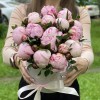 Коробка с пионами Сара Бернар