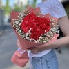 Красная гортензия с гипсофилой