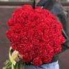 60 красных гвоздик
