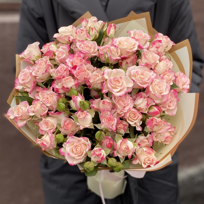 15 кустовых роз Рефлекс