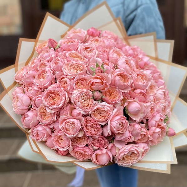 51 кустовая пионовидная роза Джульетта