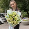 5 белых лилий Азиатка с ромашками